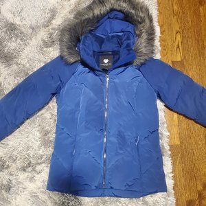 Women's jacket/Ski coat with fur hood